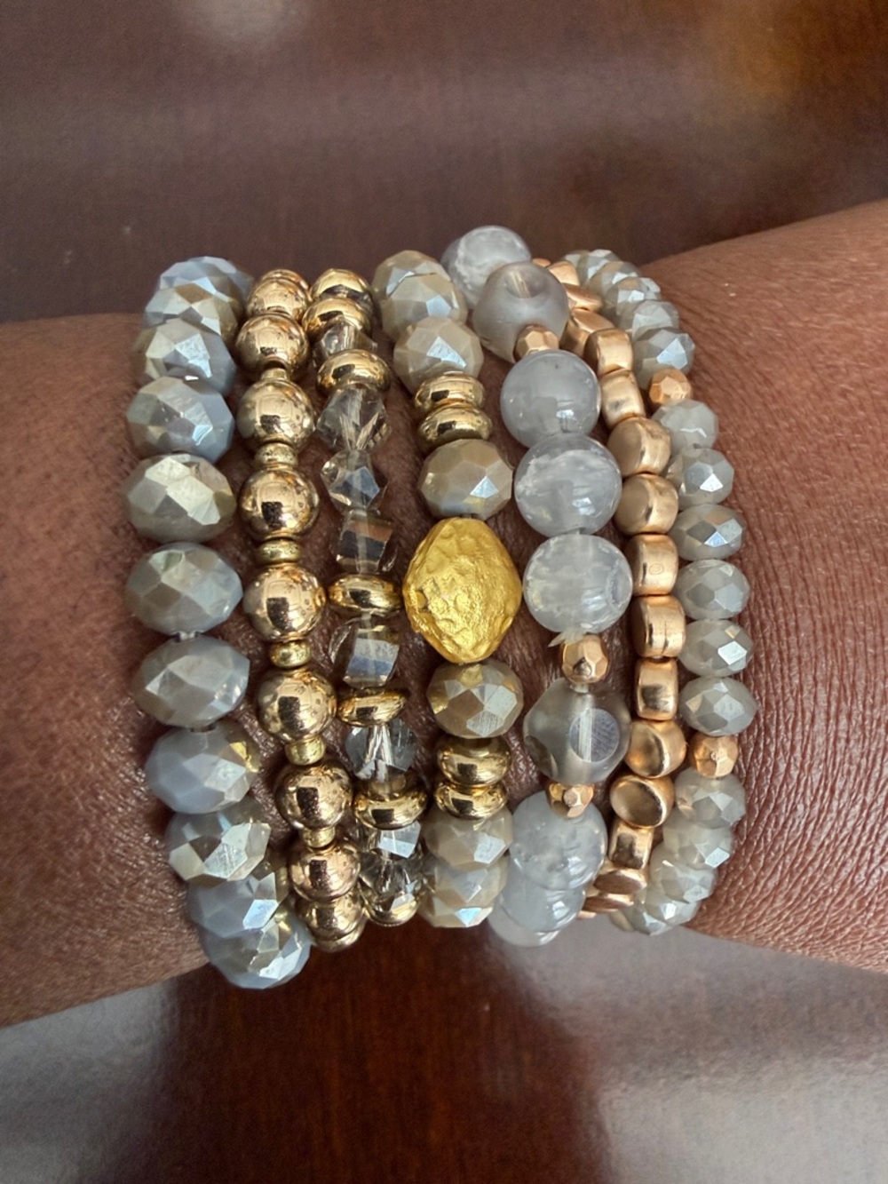 11PC Stacked Gray & Gold Beaded Bracelet and Earrings Set - Picture 6 of 9